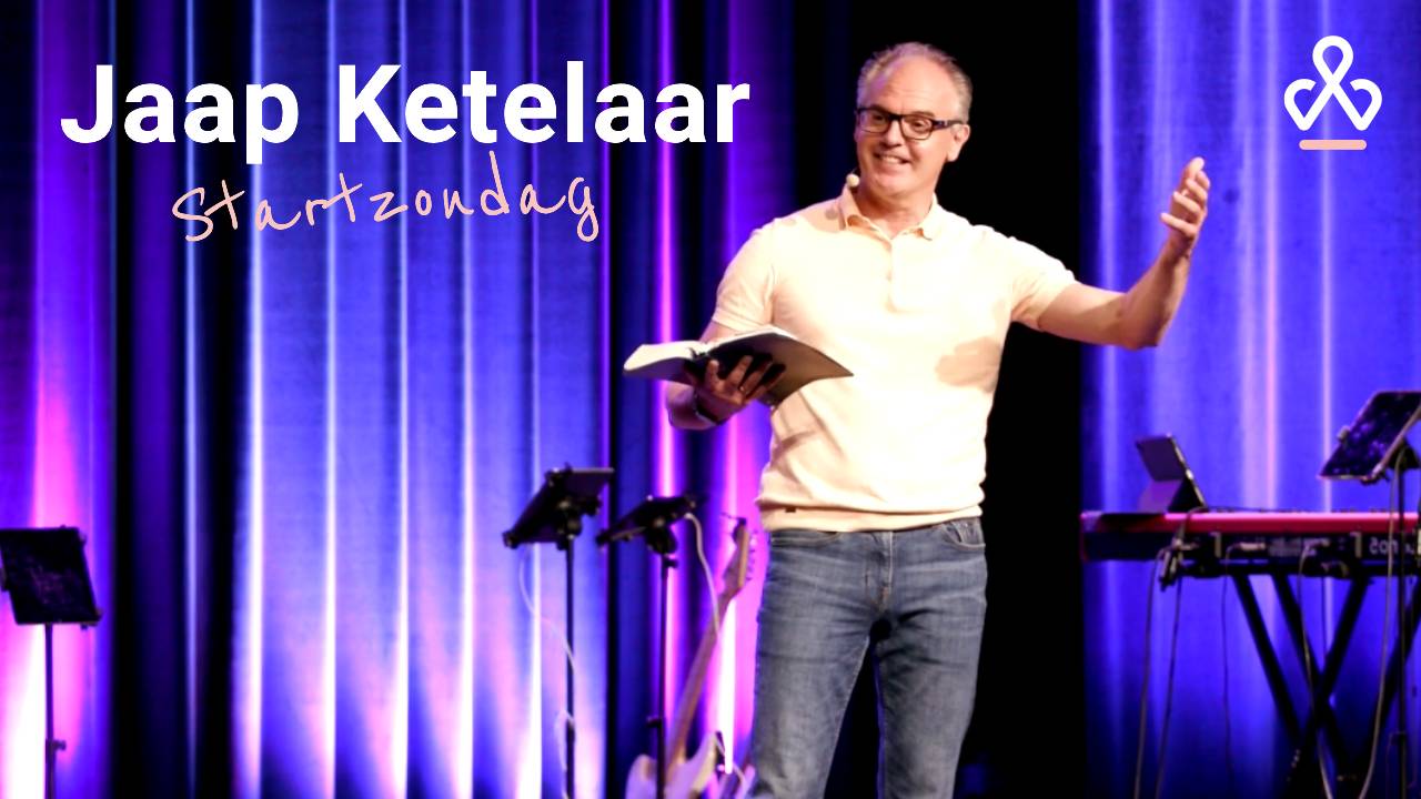 Jaap Ketelaar spreekt tijdens de dienst Preek Jaap Ketelaar