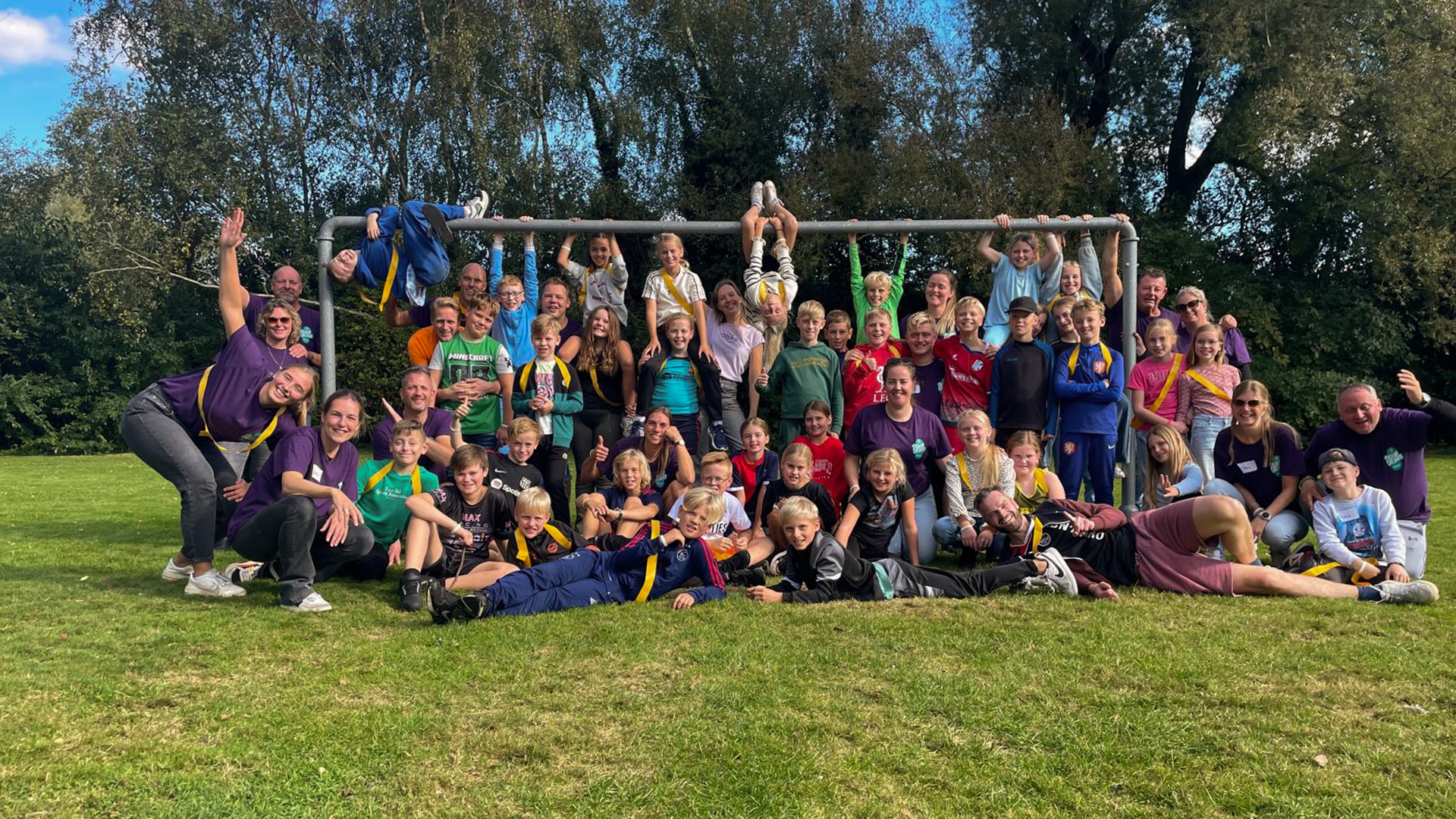 Jeugd van Baptistengemeente Katwijk geniet samen bij jeugdkamp 2024